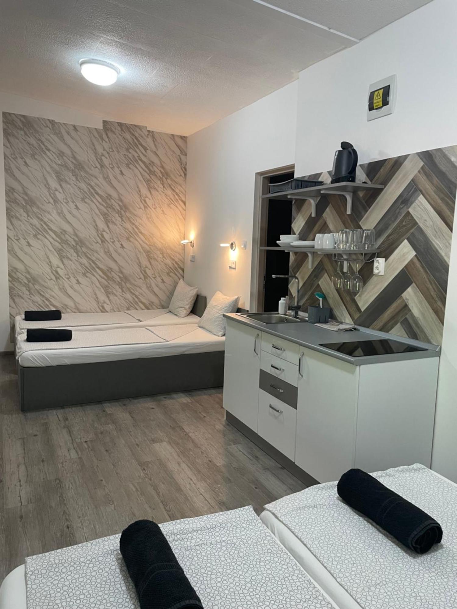 Tutti Apartman Balatonlelle Exterior foto