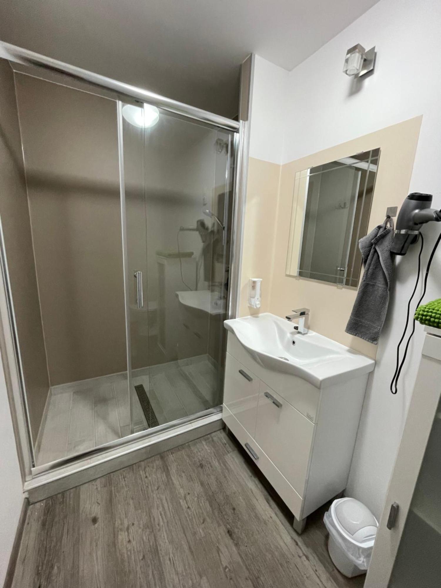 Tutti Apartman Balatonlelle Exterior foto