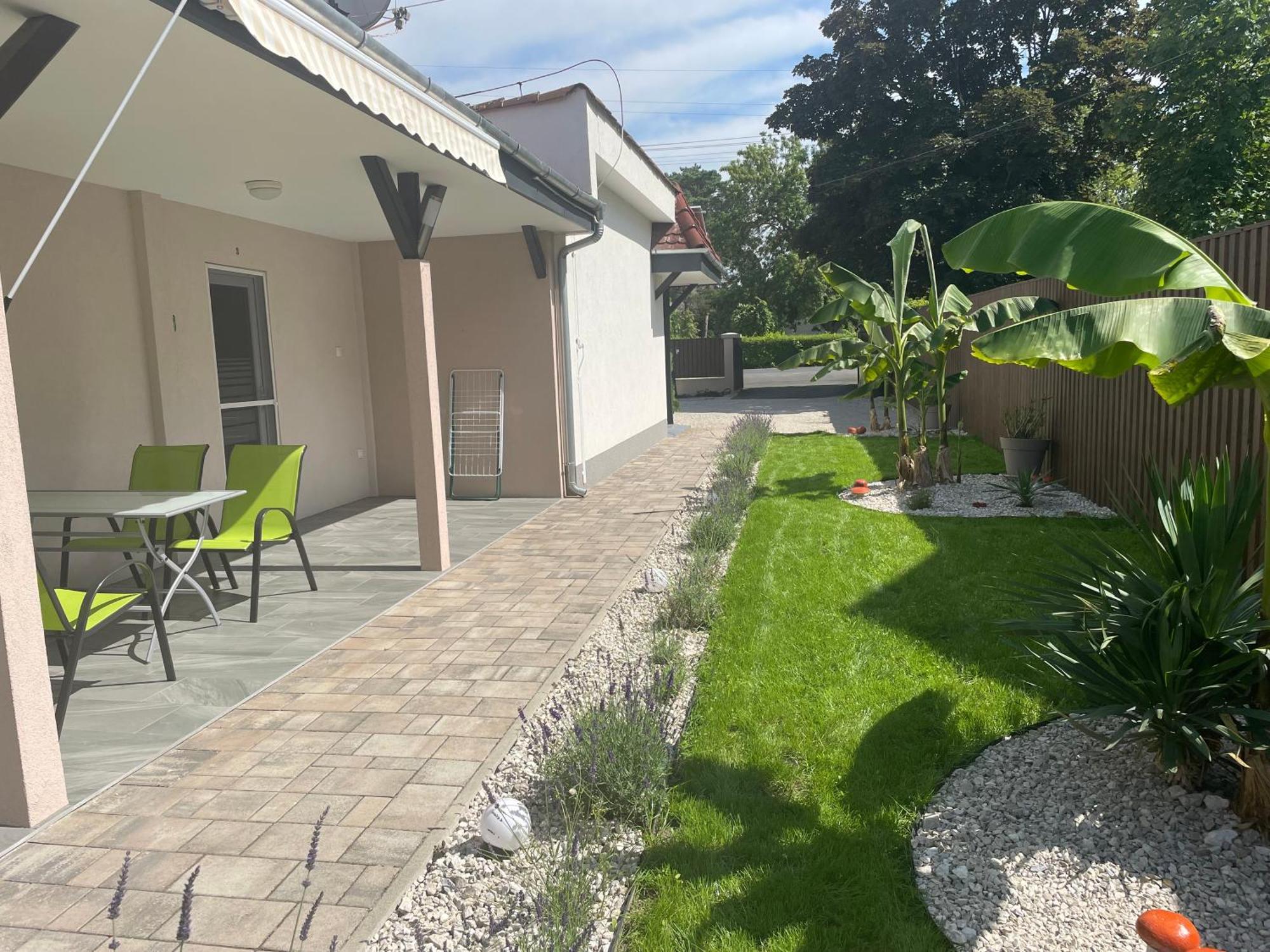 Tutti Apartman Balatonlelle Exterior foto